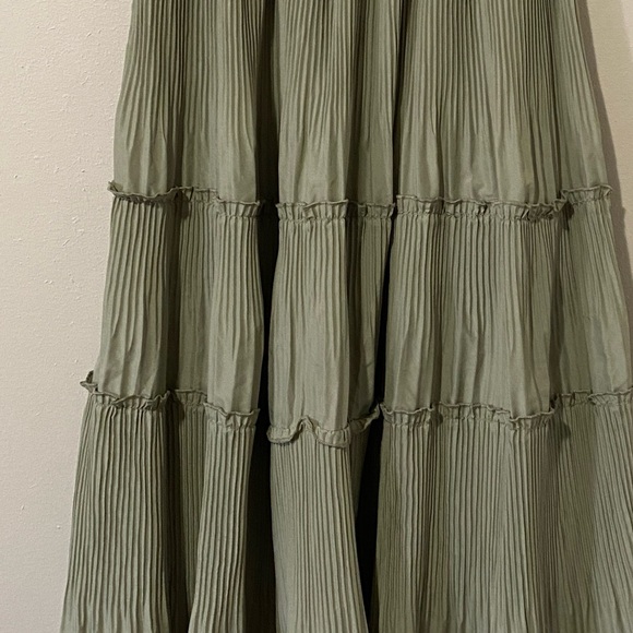 Dazy Safe Ruffle Midi Skirt - Medium - Picture 8 of 8